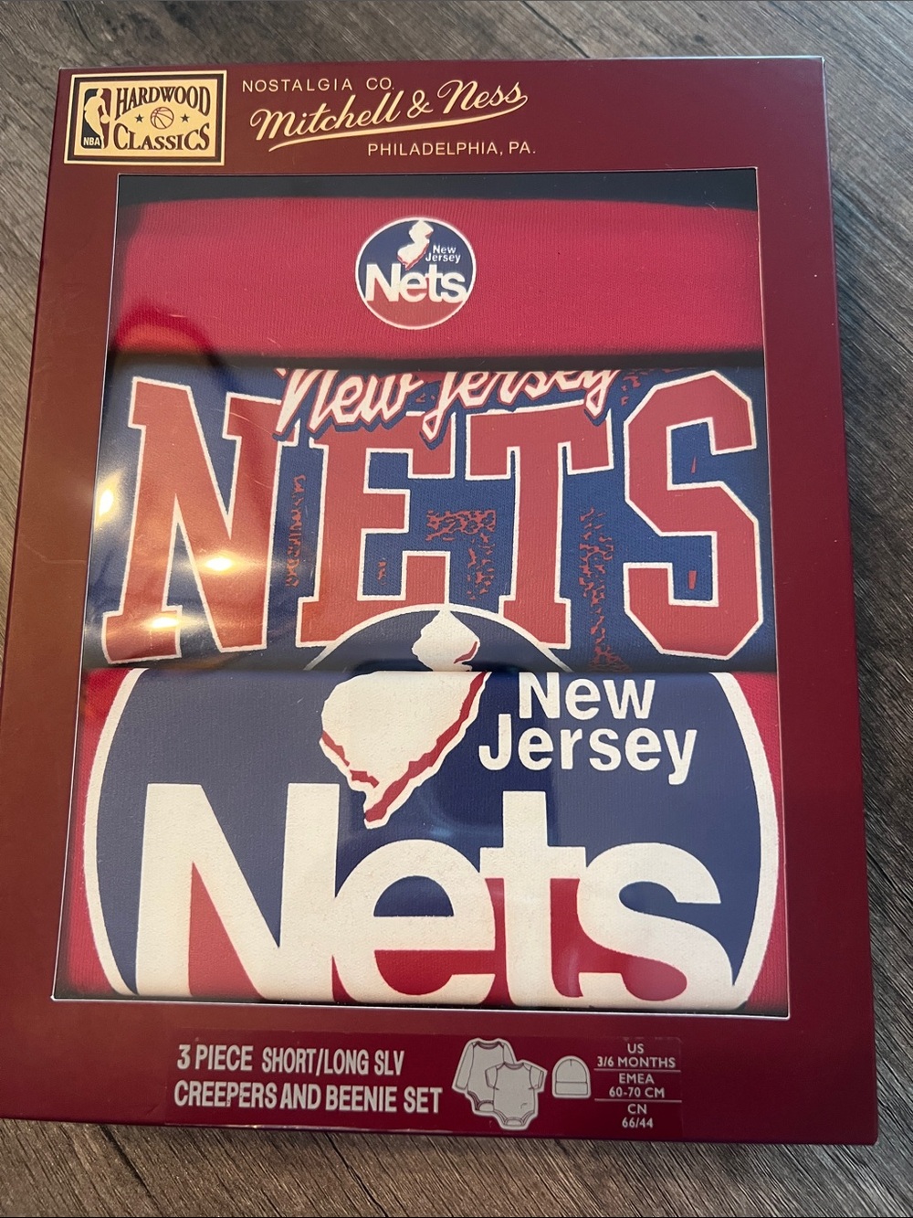 Mitchell & Ness New Jersey Nets Baby Set - Red, Navy & White